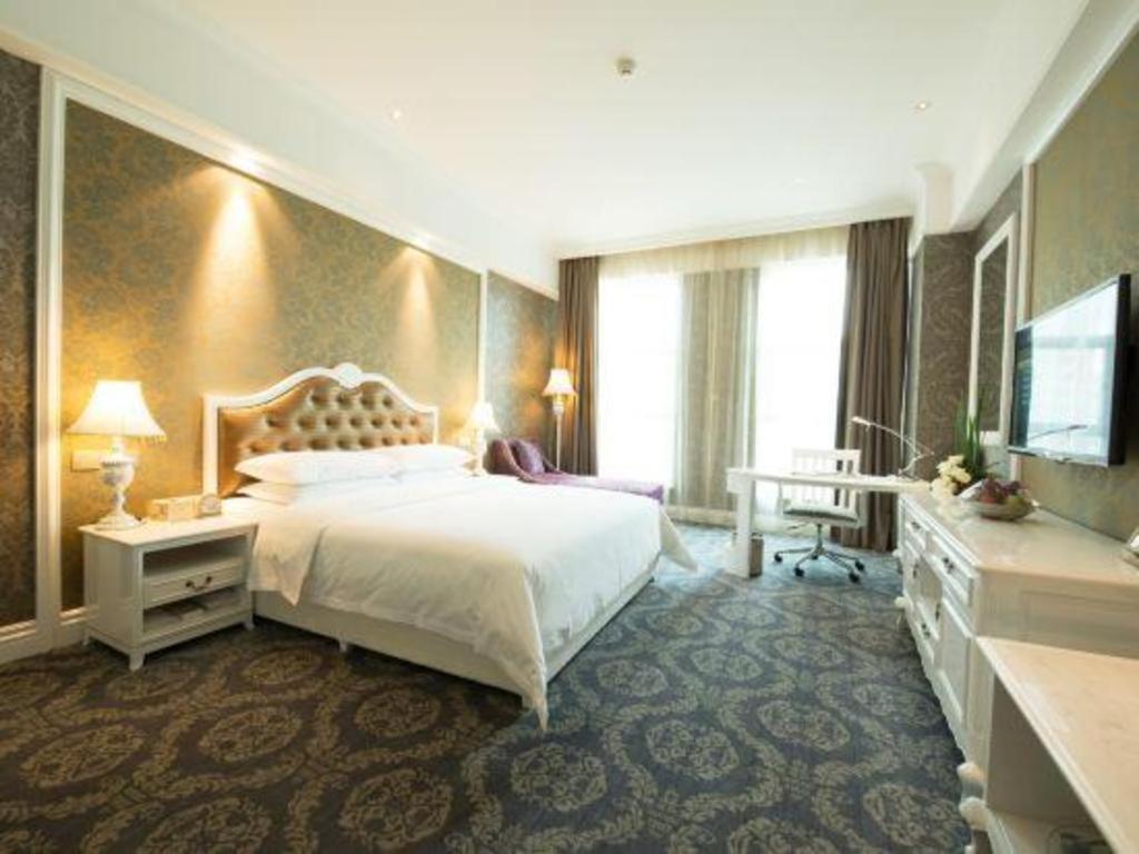 Chongqing Huachen International Hotel Exterior photo