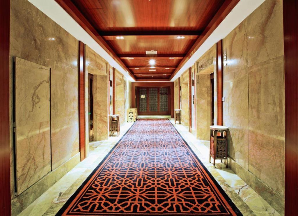 Chongqing Huachen International Hotel Exterior photo