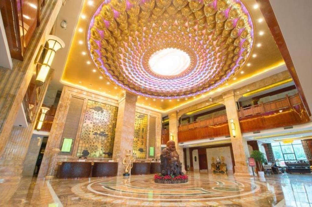 Chongqing Huachen International Hotel Exterior photo